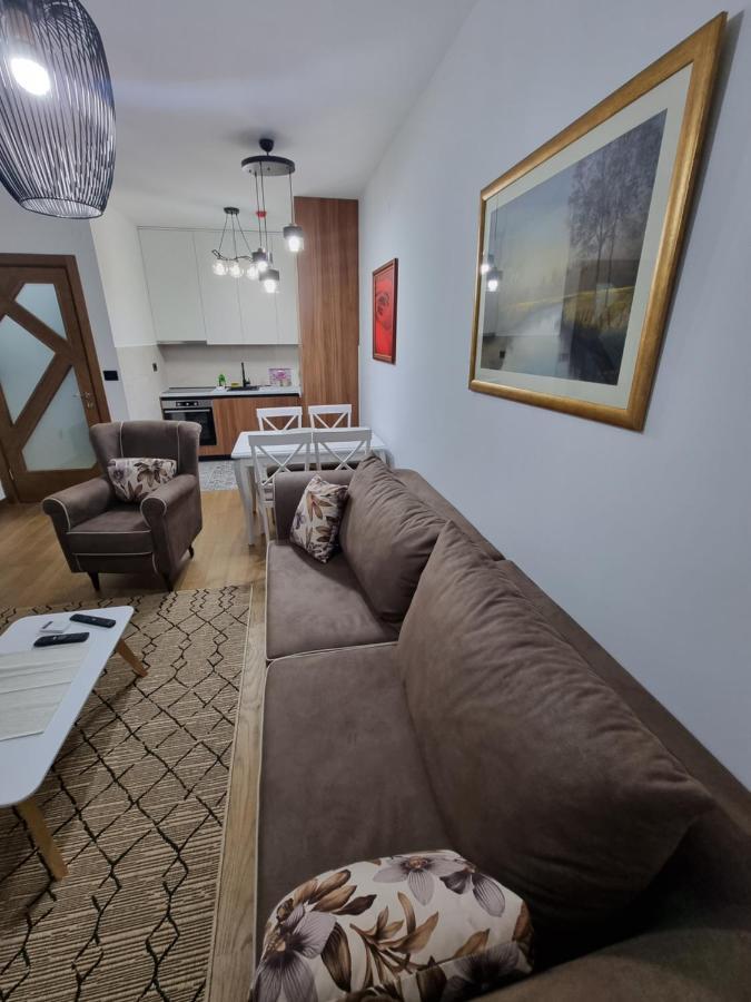 Fantastic New Centre Apartment بودغوريتْسا المظهر الخارجي الصورة